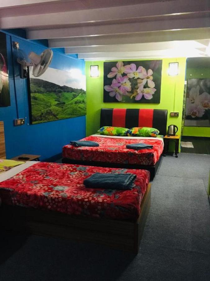 Oyo 90760 Lily Haven Hotel タナ・ラタ エクステリア 写真